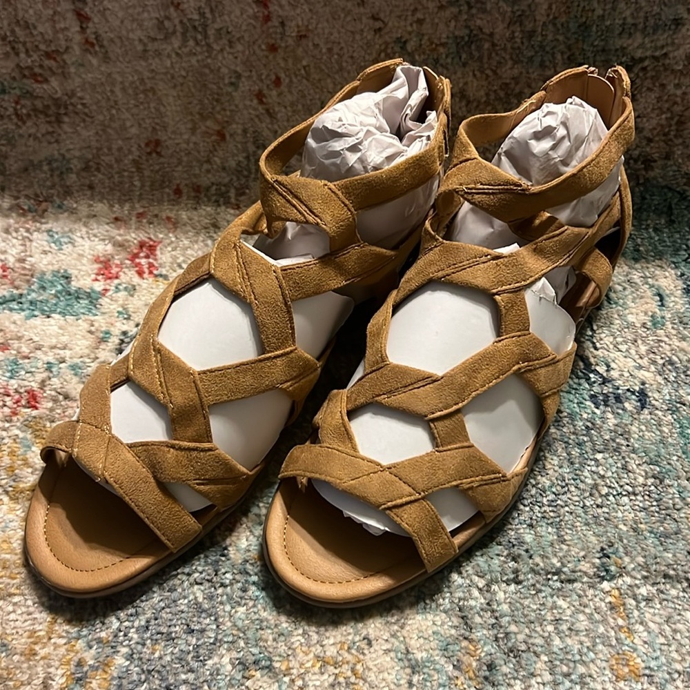 Comfortview sandals
